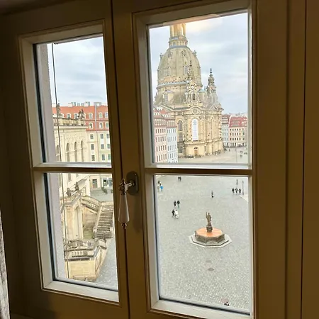 Exklusives Apartment Mit Einmaligem Blick Zur Frauenkirche - Parkplatz Kostenfrei Dresden Exterior photo