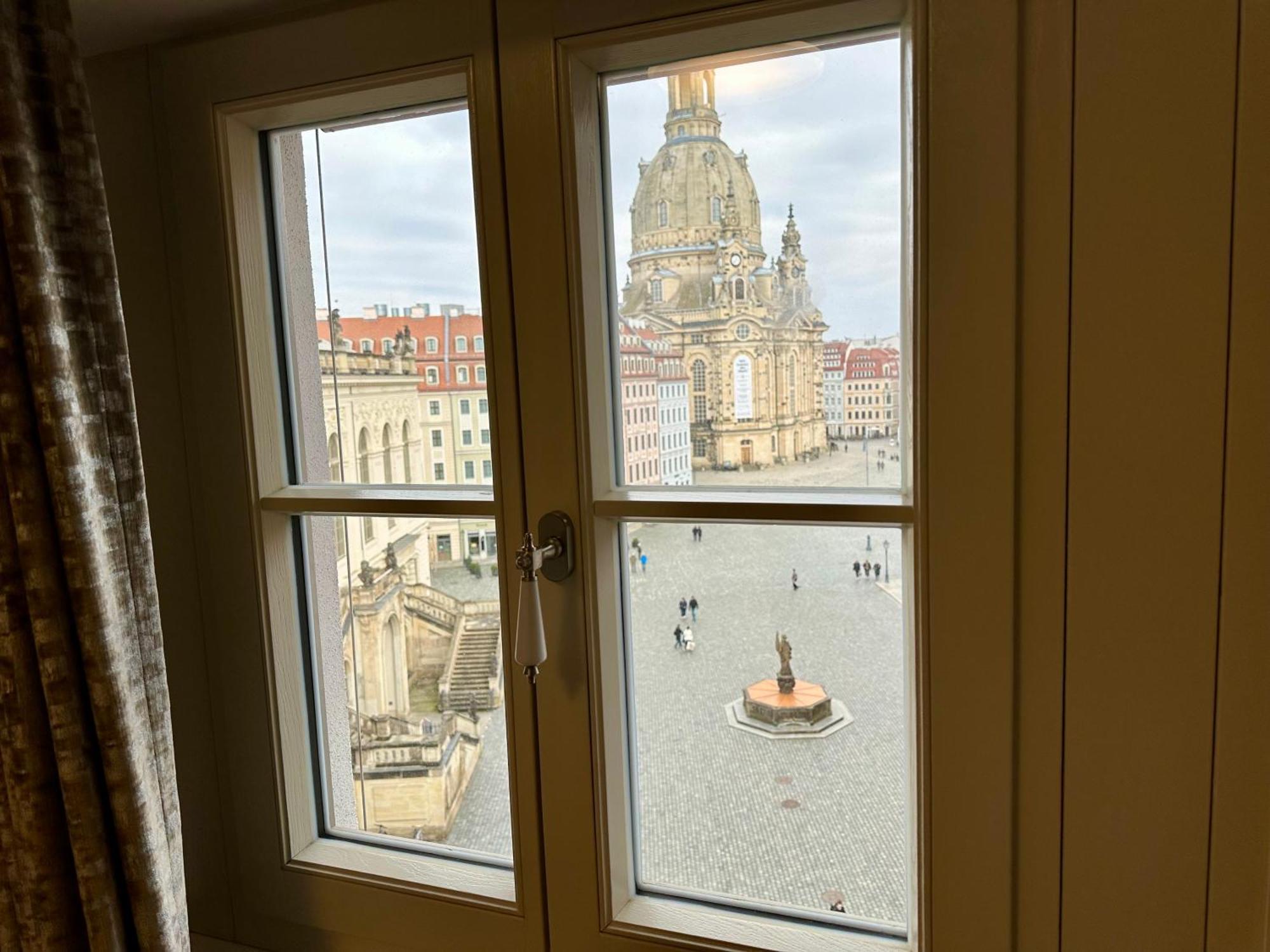 Exklusives Luxusapartment Mit Einmaligem Blick Zur Frauenkirche - Parkplatz Kostenfrei Apartment Dresden