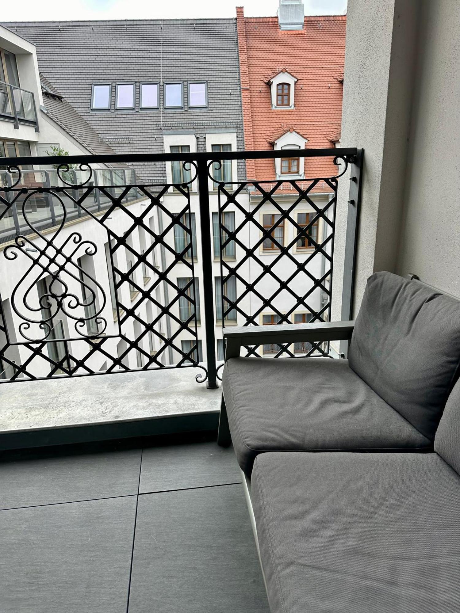 Apartment Exklusives Luxusapartment Mit Einmaligem Blick Zur Frauenkirche - Parkplatz Kostenfrei *